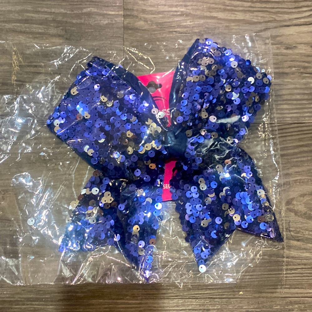CHASSE CHEER BOW